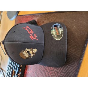 Broderi p caps  til Brovst on  moped